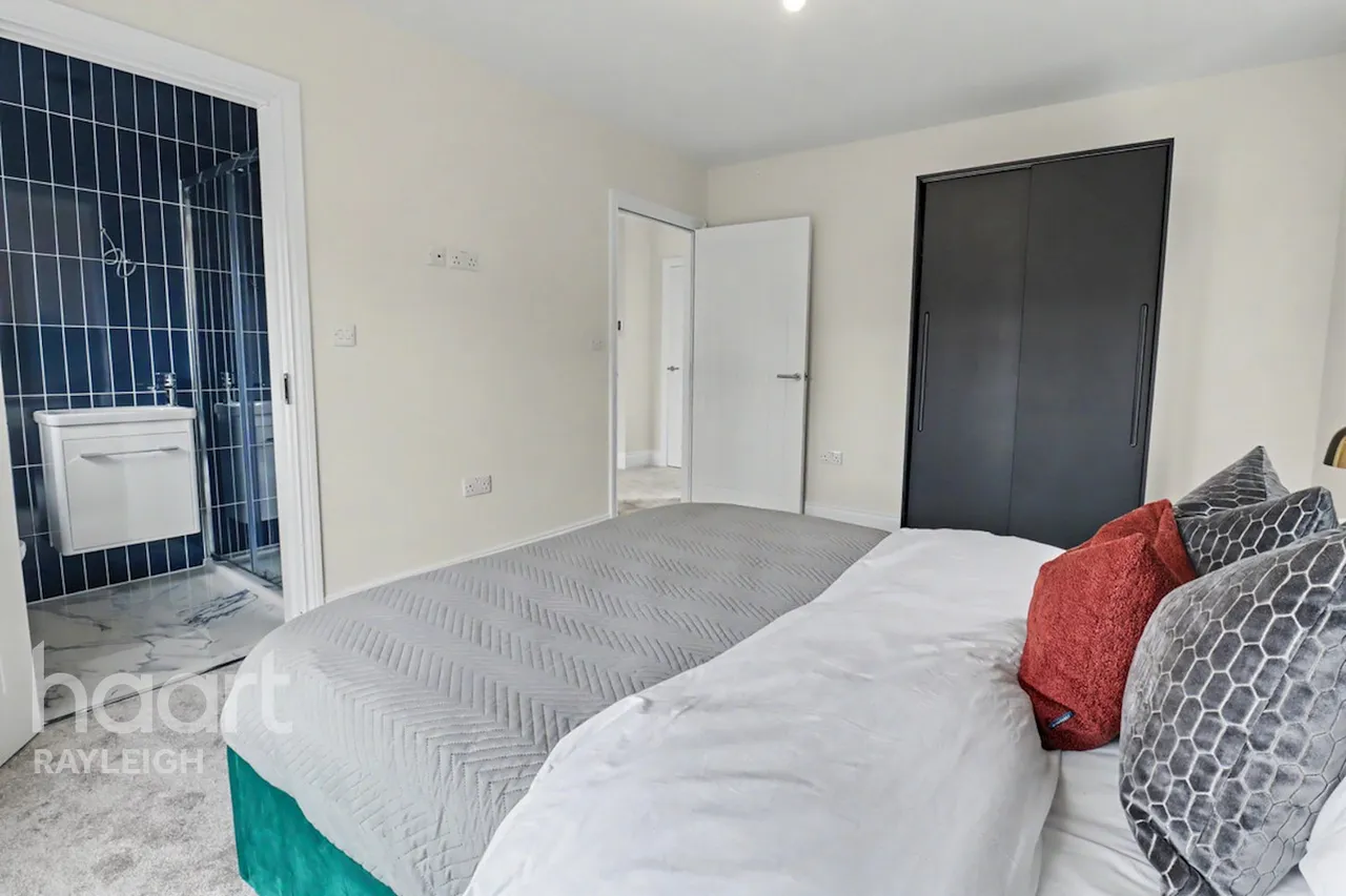 London Road, Rayleigh, SS6, photo 13