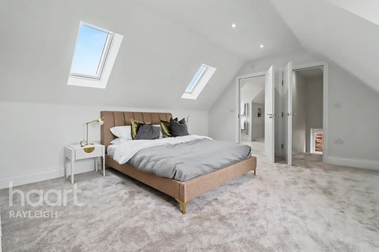 London Road, Rayleigh, SS6, photo 20