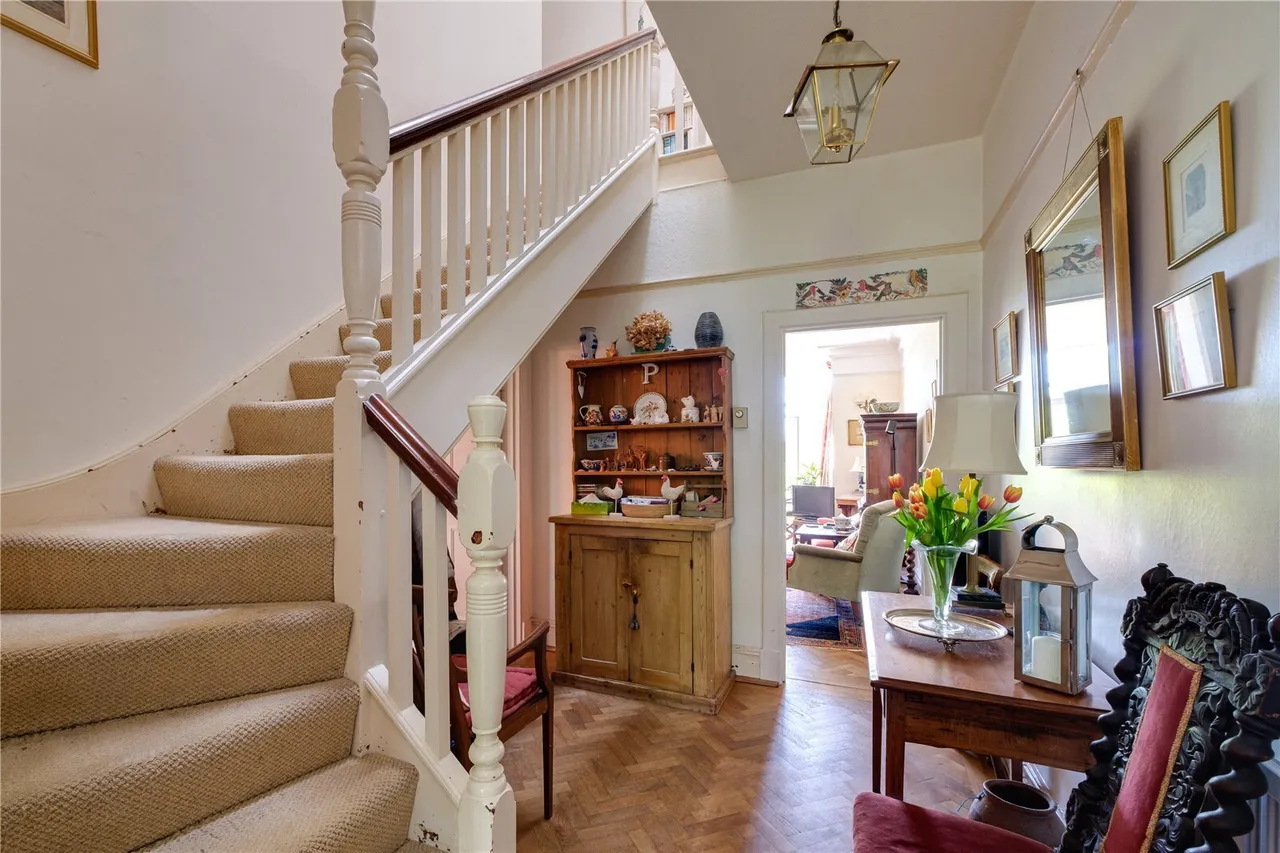 The Avenue, Sherborne, DT9, photo 7