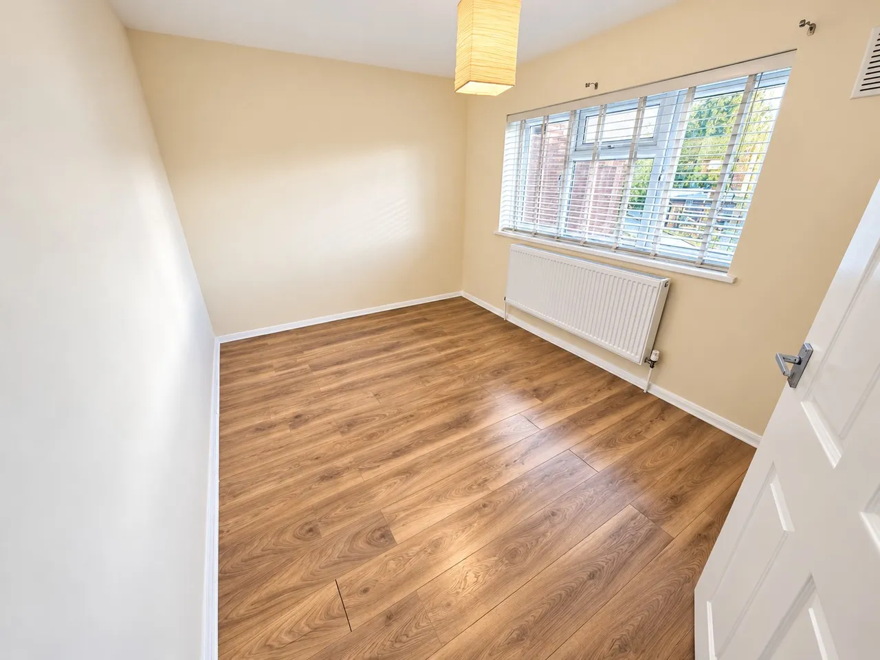 Kempton Avenue, Northolt, UB5, photo 5