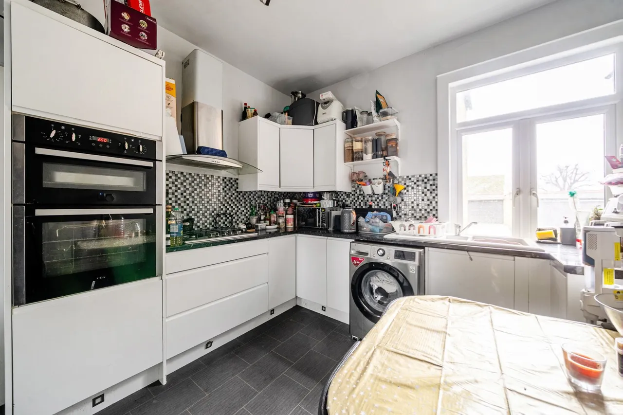 Muirkirk Road, SE6, photo 5