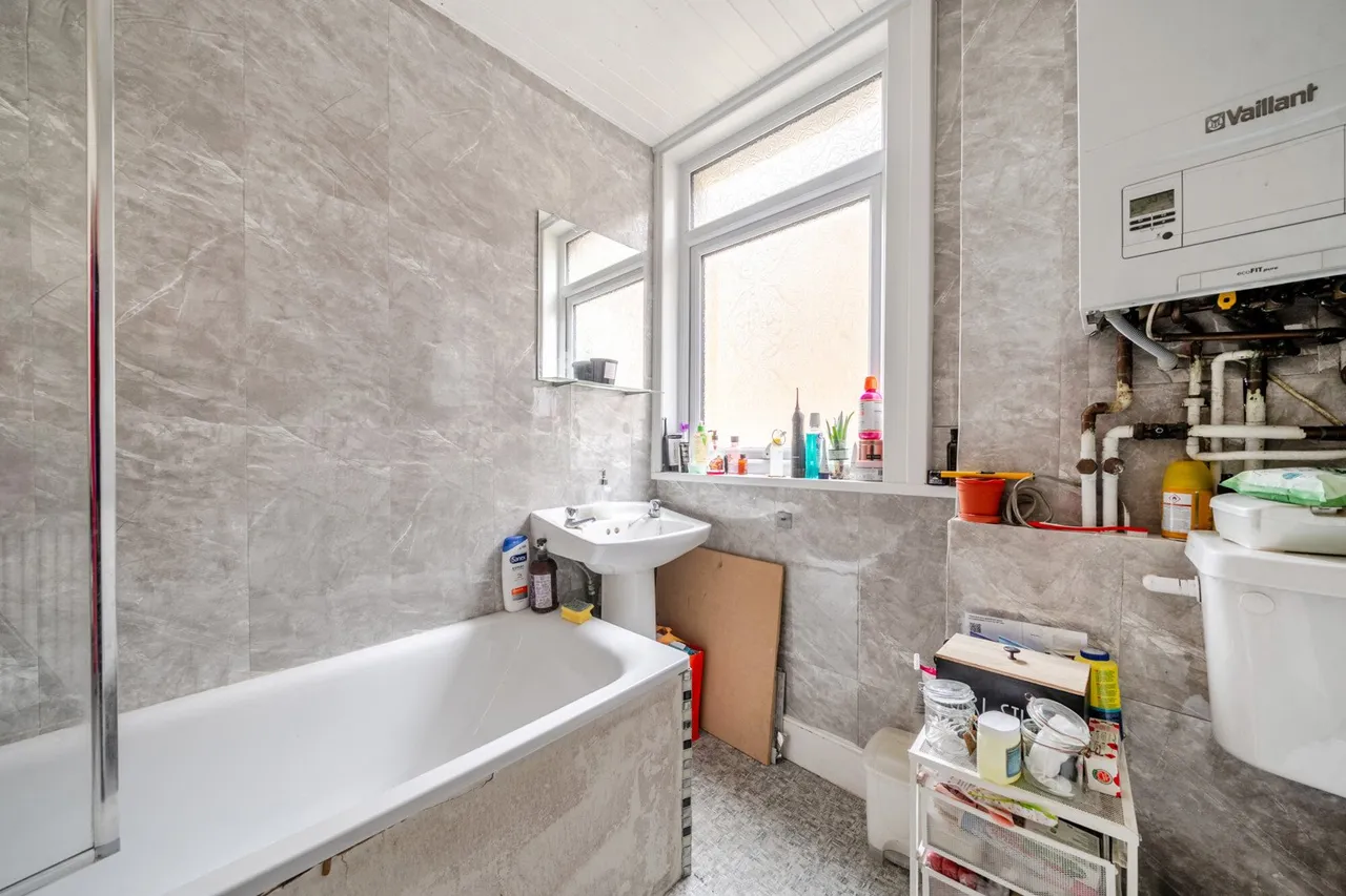 Muirkirk Road, SE6, photo 7