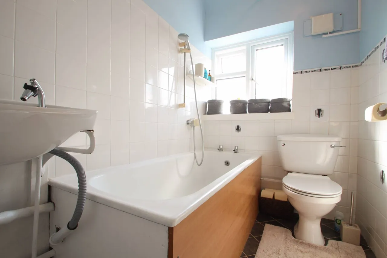 Gavestone Road, London, Greater London, SE12, photo 8