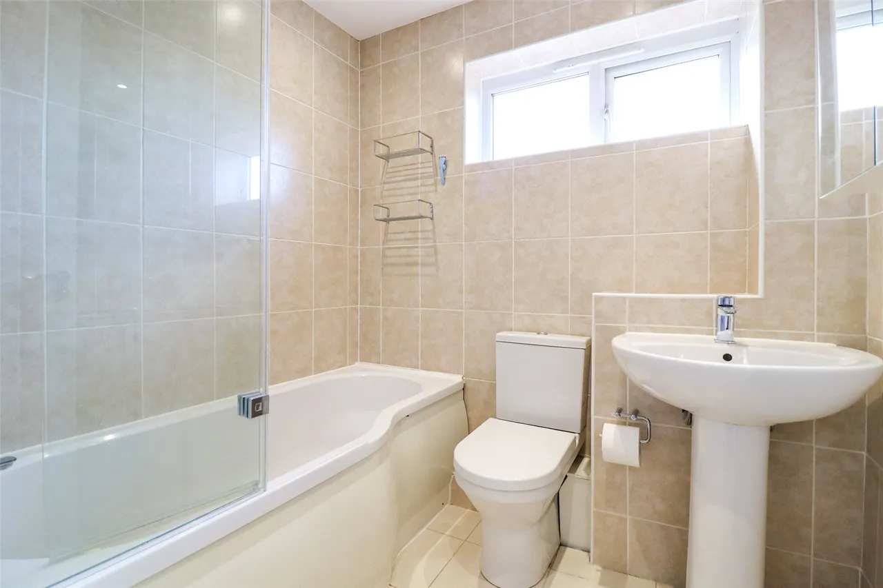 Colbred Corner, Fleet, GU51, photo 14