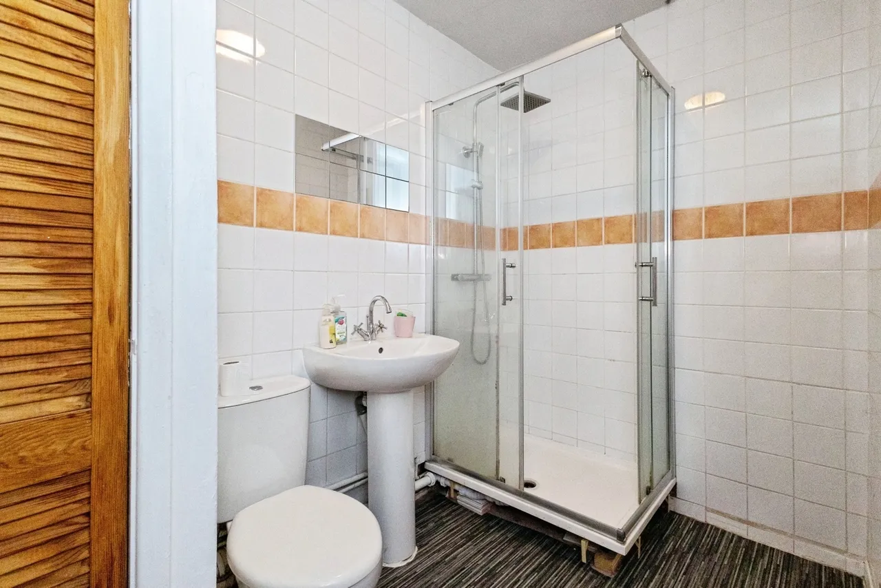 Lees Hall Crescent, Manchester, Greater Manchester, M14, photo 10