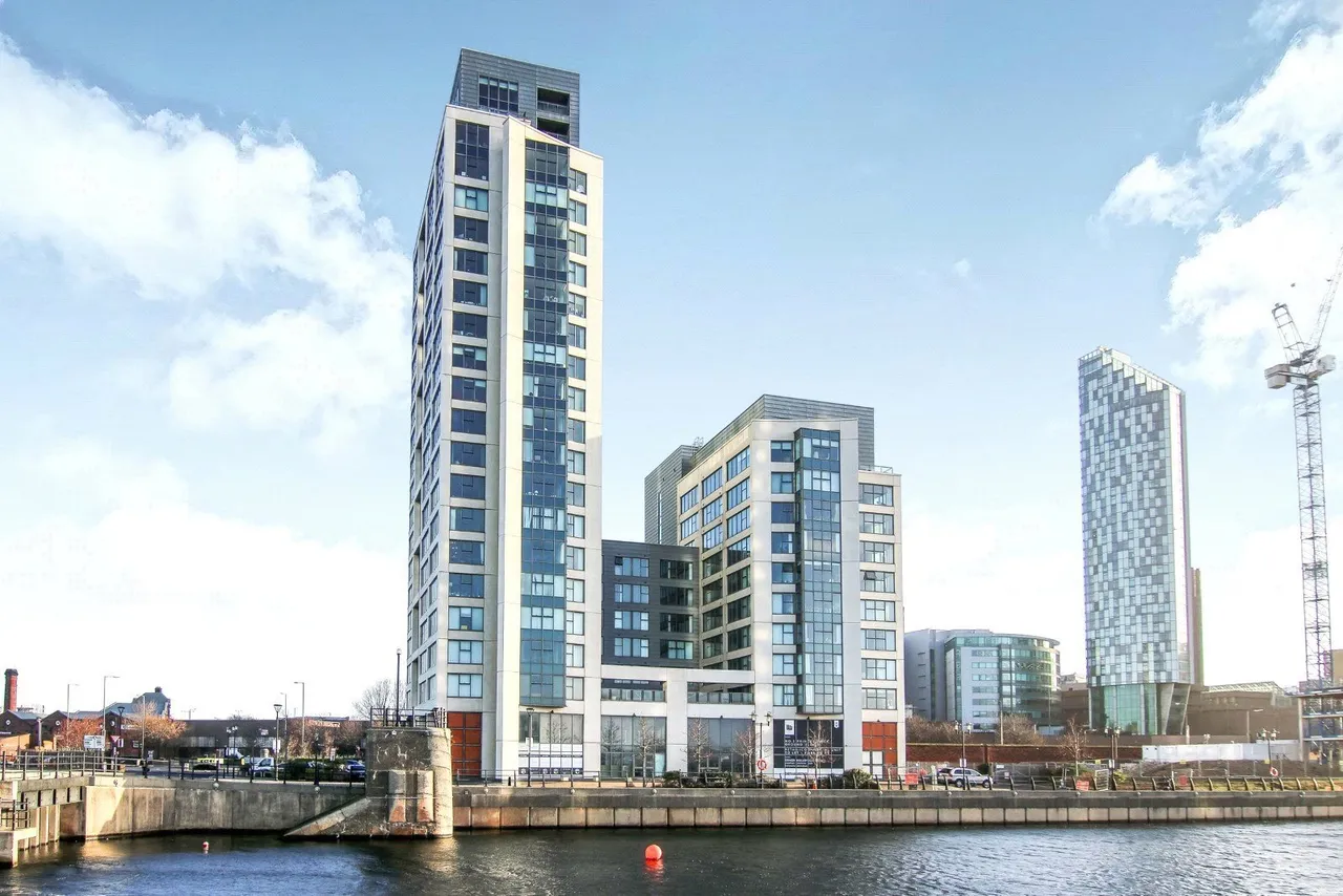 William Jessop Way, Liverpool, L3, photo 2
