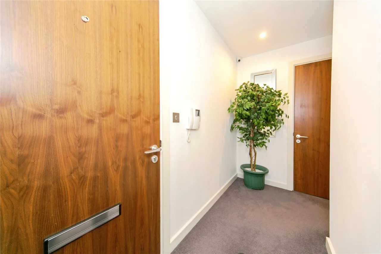 William Jessop Way, Liverpool, L3, photo 20