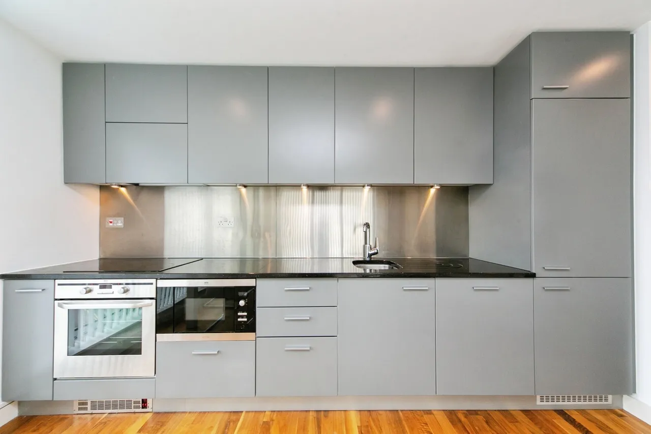 William Jessop Way, Liverpool, L3, photo 7