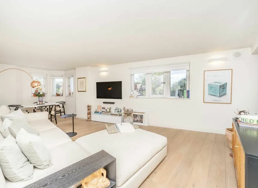 Archway Road, Highgate, N6, photo 2