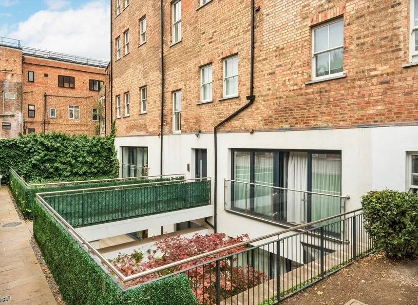 2 bed flat for sale — Archway Road, Highgate, N6