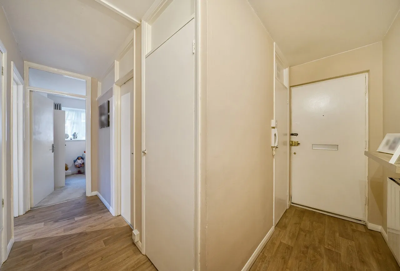 Harcourt Avenue, Wallington, SM6 8AR, photo 9