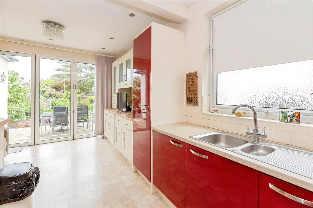 Lamerton Road, Ilford, IG6, photo 9