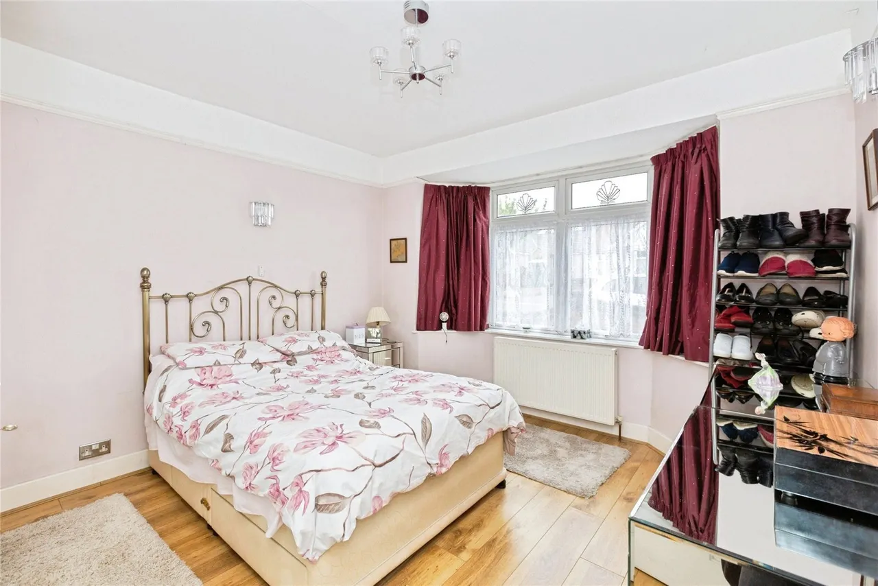 Lamerton Road, Ilford, IG6, photo 13