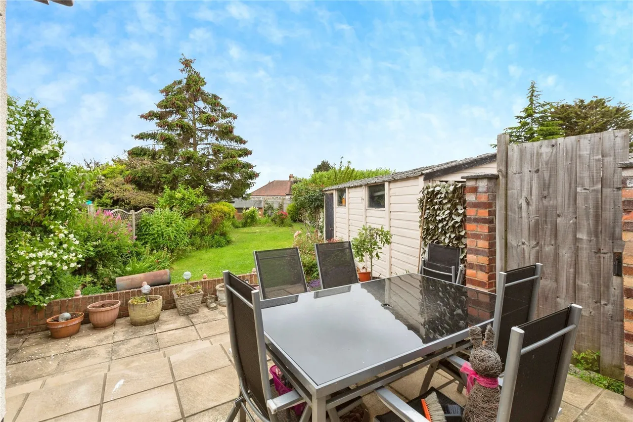 Lamerton Road, Ilford, IG6, photo 17