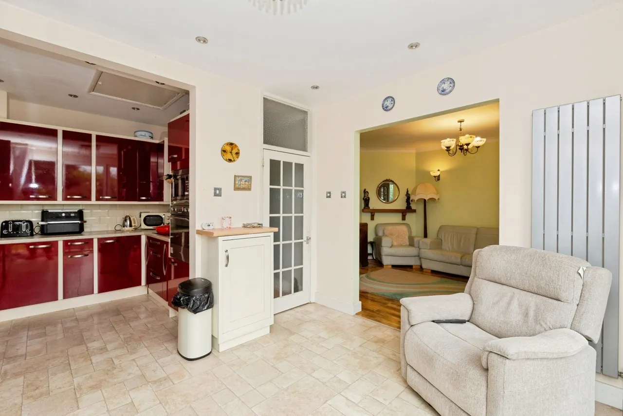 Lamerton Road, Ilford, IG6, photo 5