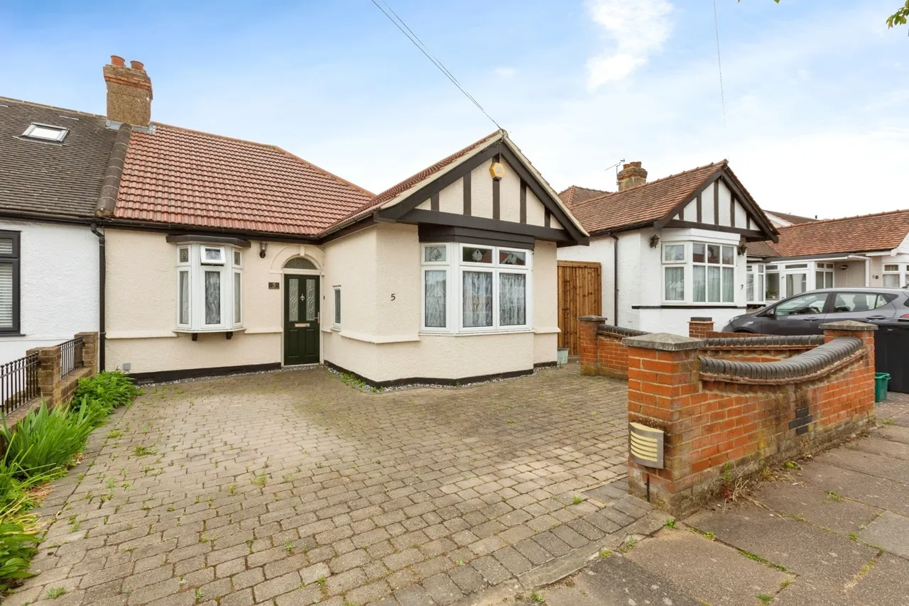 Lamerton Road, Ilford, IG6, photo 24