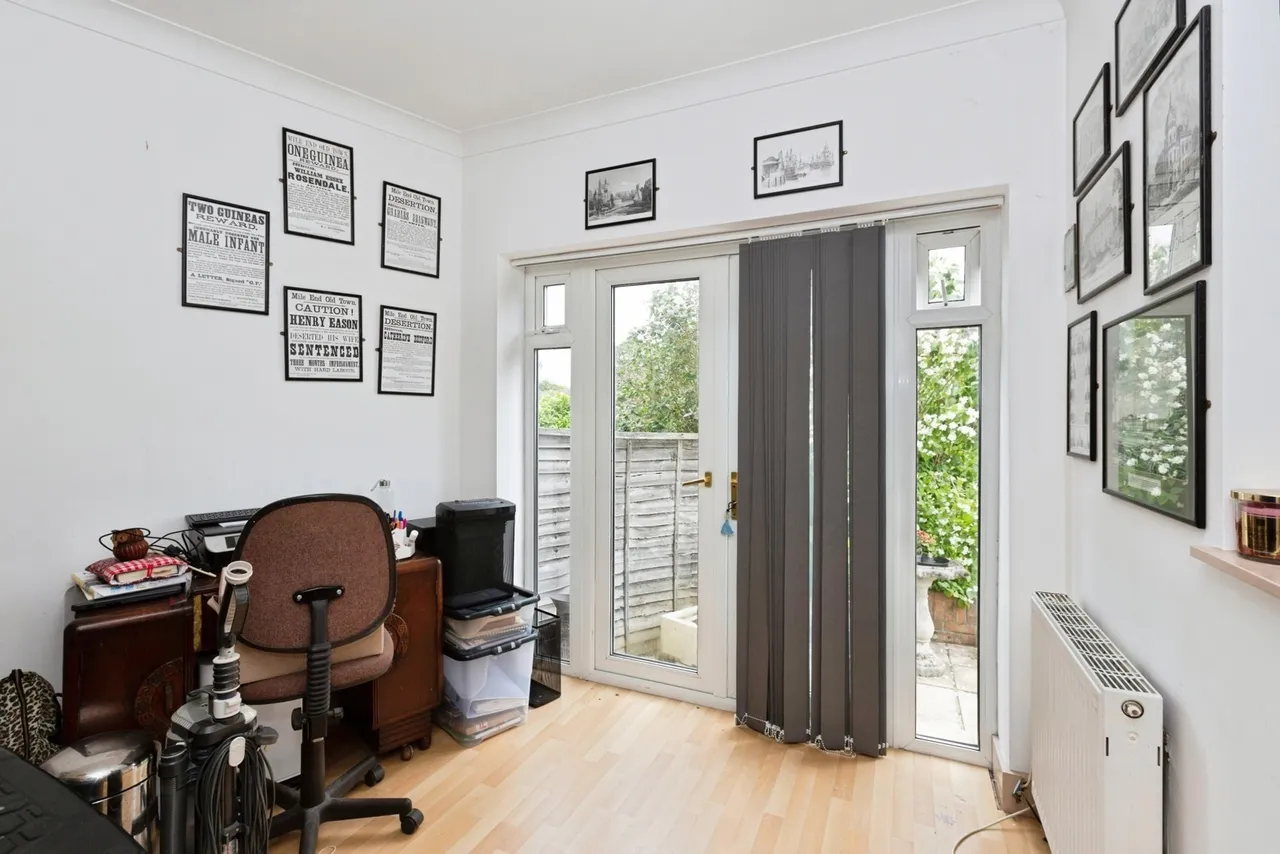 Lamerton Road, Ilford, IG6, photo 10