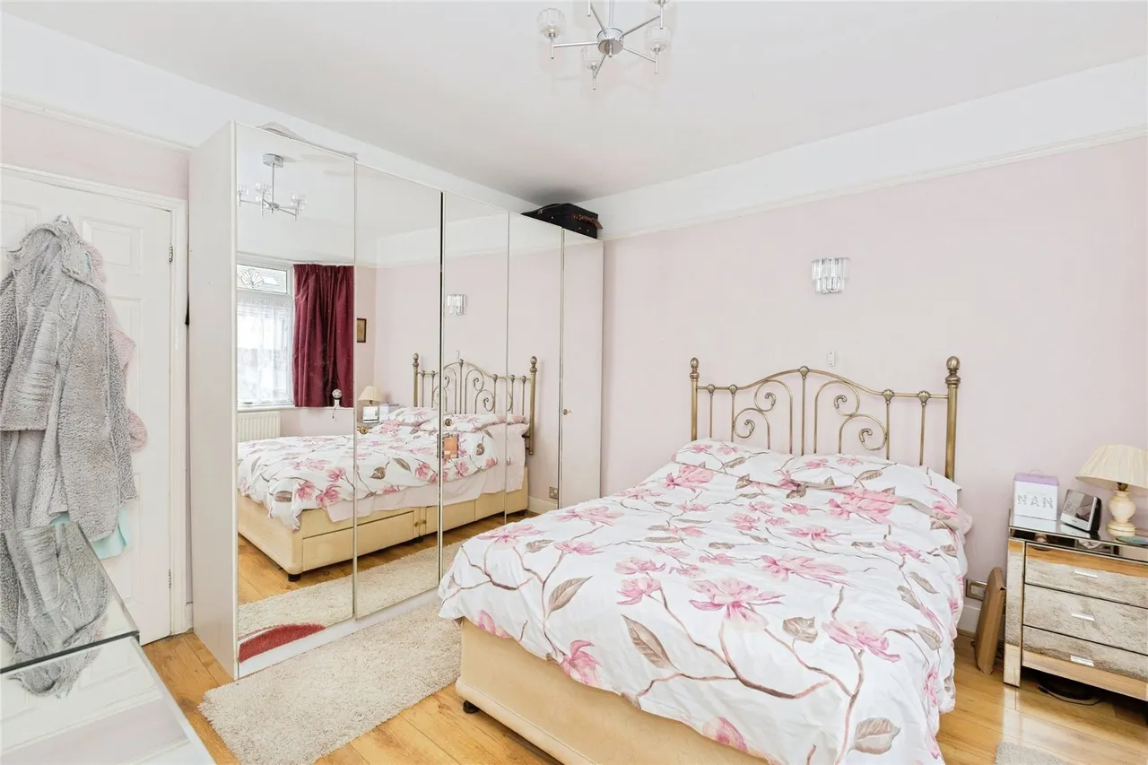 Lamerton Road, Ilford, IG6, photo 14