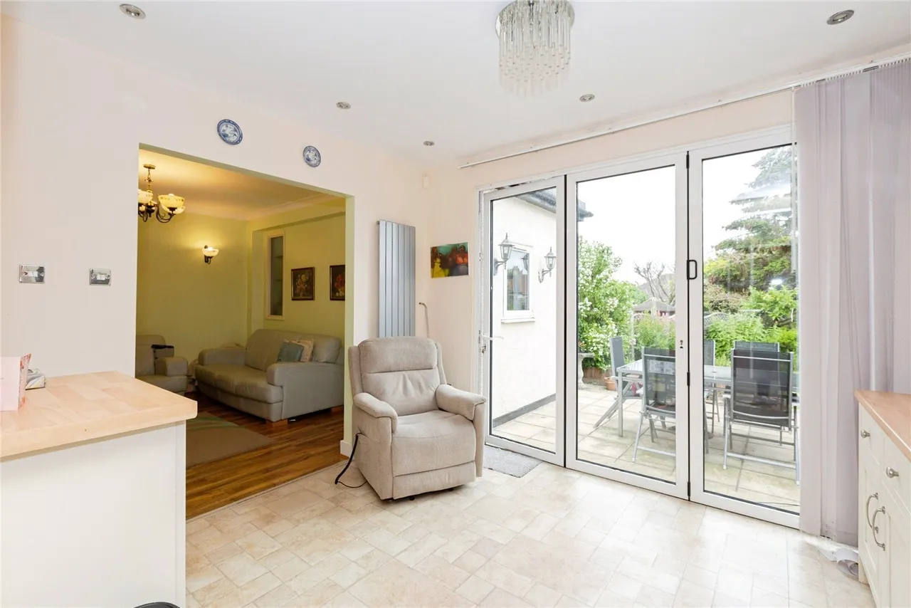 Lamerton Road, Ilford, IG6, photo 11
