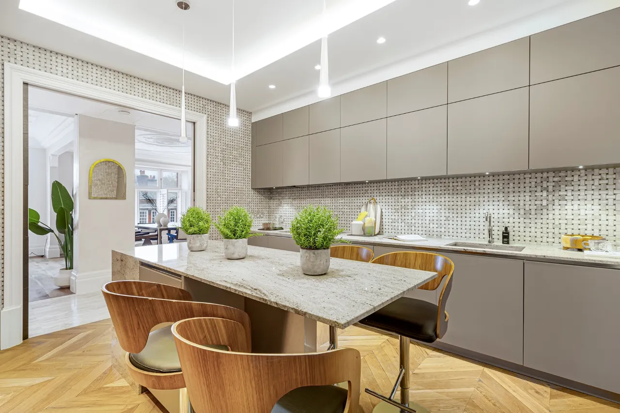 Old Court Place, Kensington, W8, photo 3