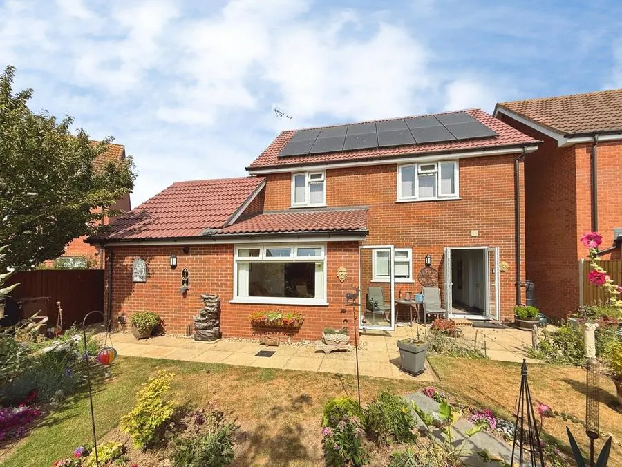 Greenwich Avenue, Holbeach, PE12, photo 28