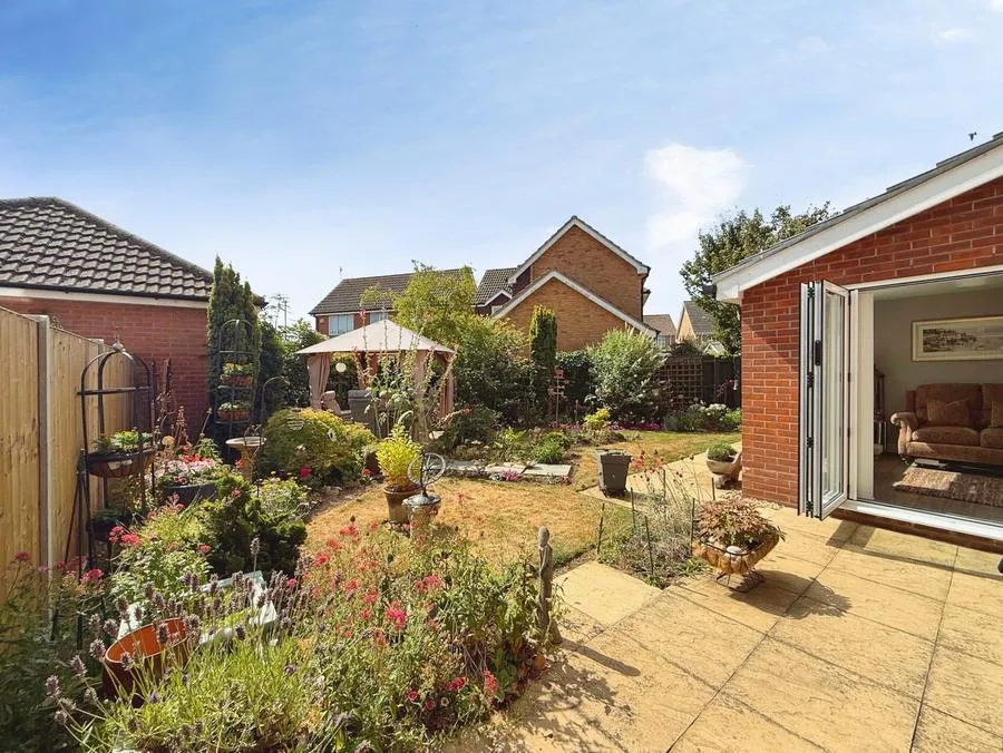 Greenwich Avenue, Holbeach, PE12, photo 24
