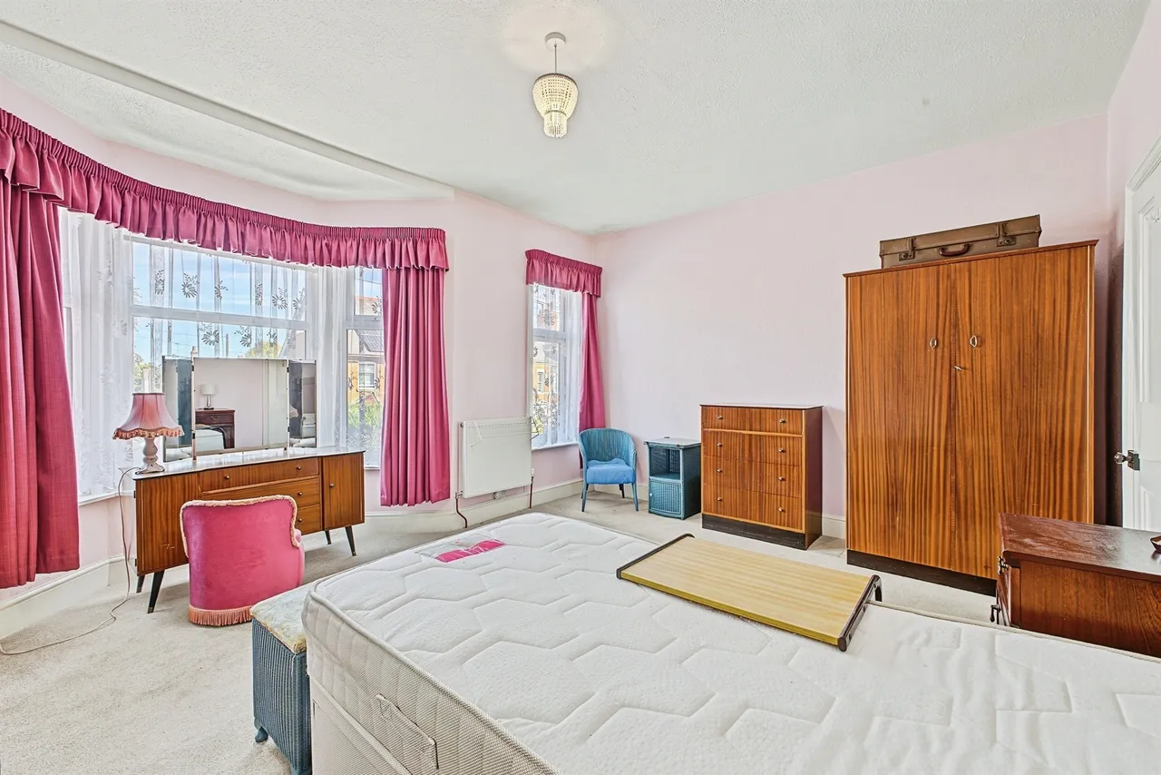 Harlestone Road, Northampton, NN5, photo 10