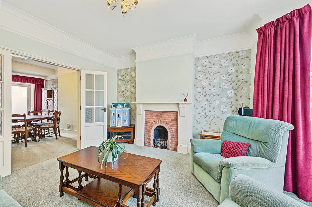Harlestone Road, Northampton, NN5, photo 3