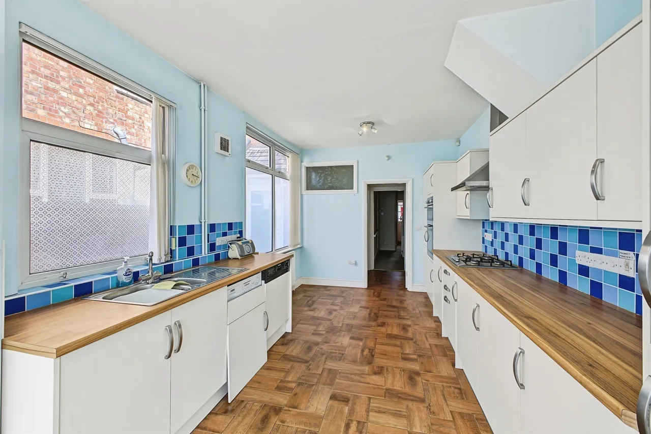 Harlestone Road, Northampton, NN5, photo 7