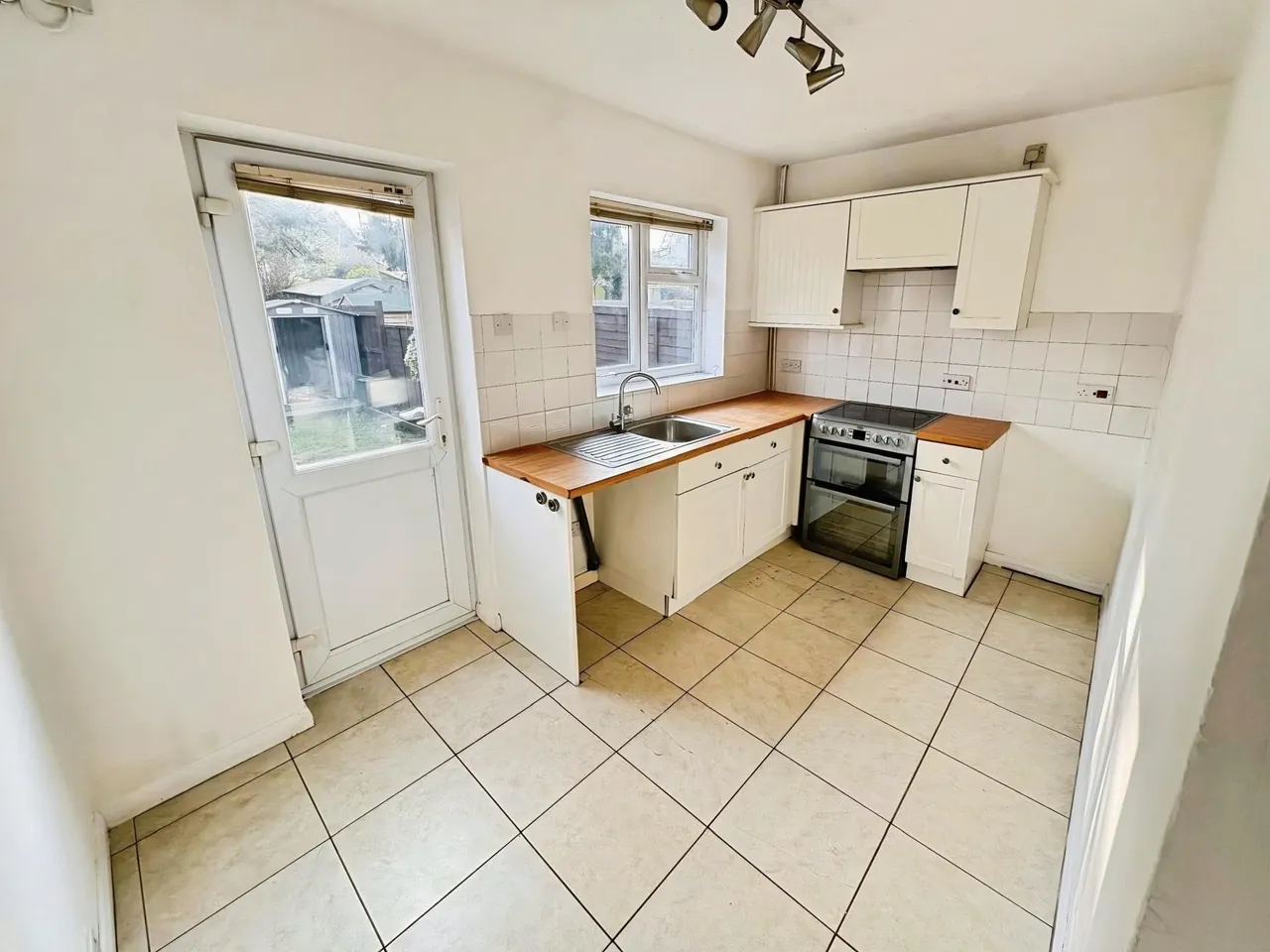 Holland Close, Bourne, PE10, photo 4