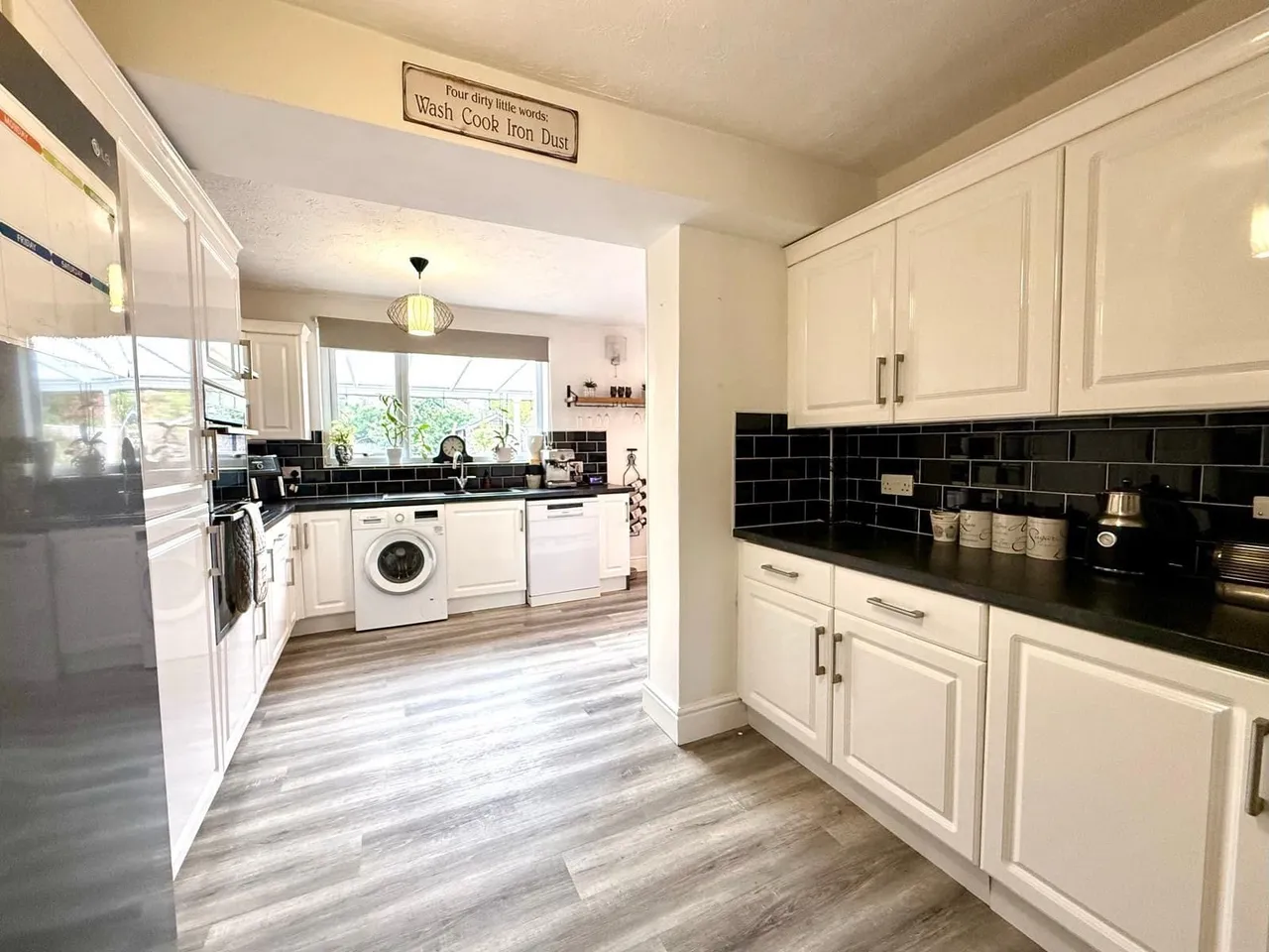 Sandringham Road, Swindon, SN3, photo 9