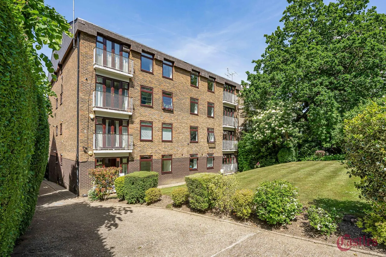 Avenue Road, N6, photo 12