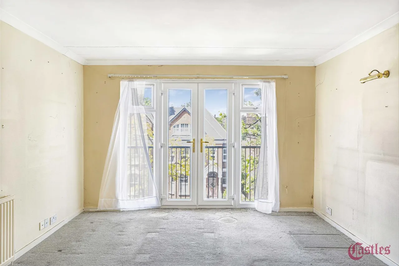 Avenue Road, N6, photo 11