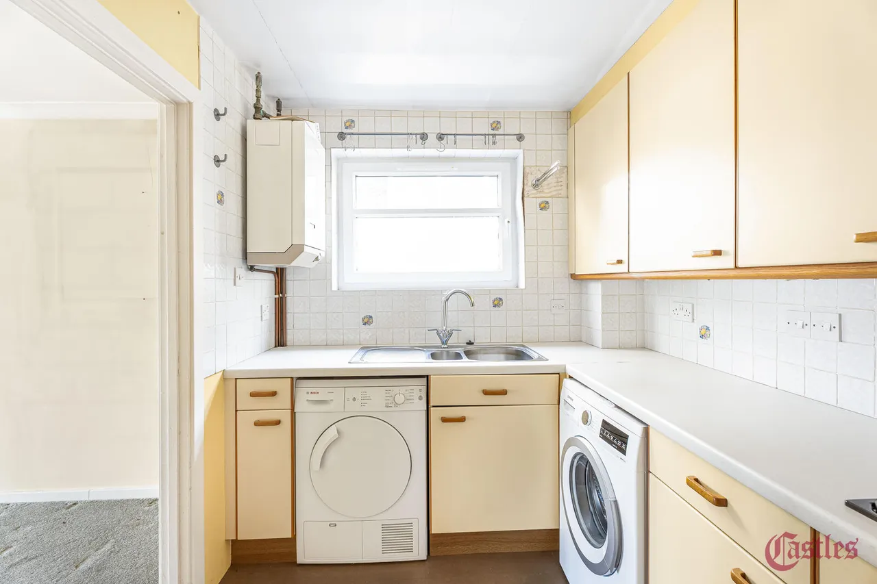 Avenue Road, N6, photo 10