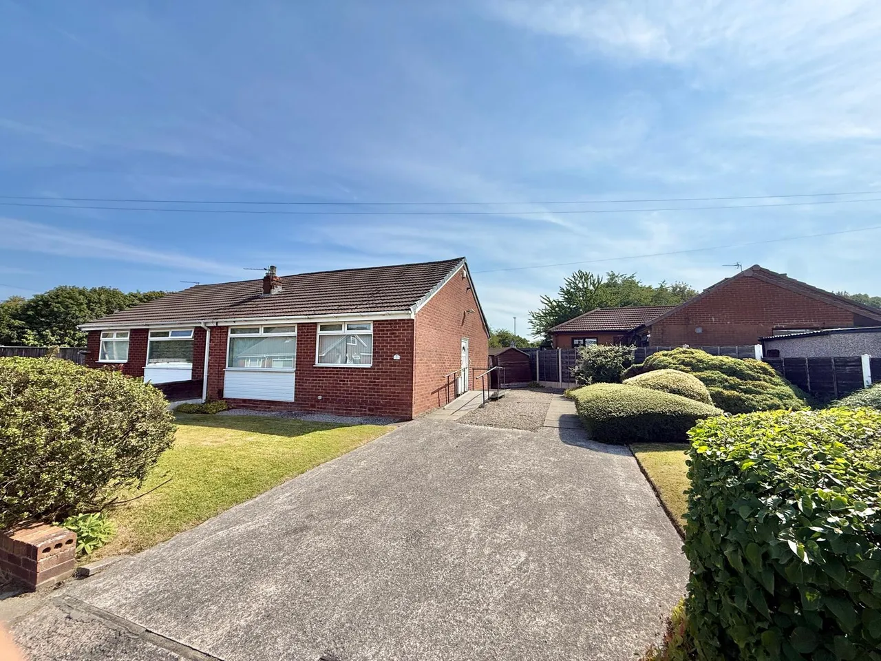 2 bed house for sale, Thomas Close, Denton, M34