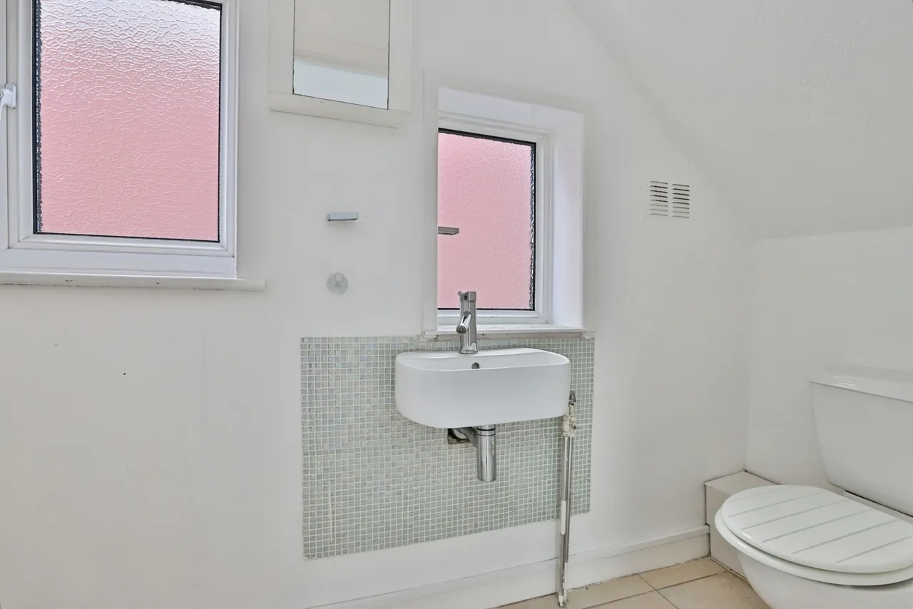 Burleigh Road, Bournemouth, BH6, photo 4