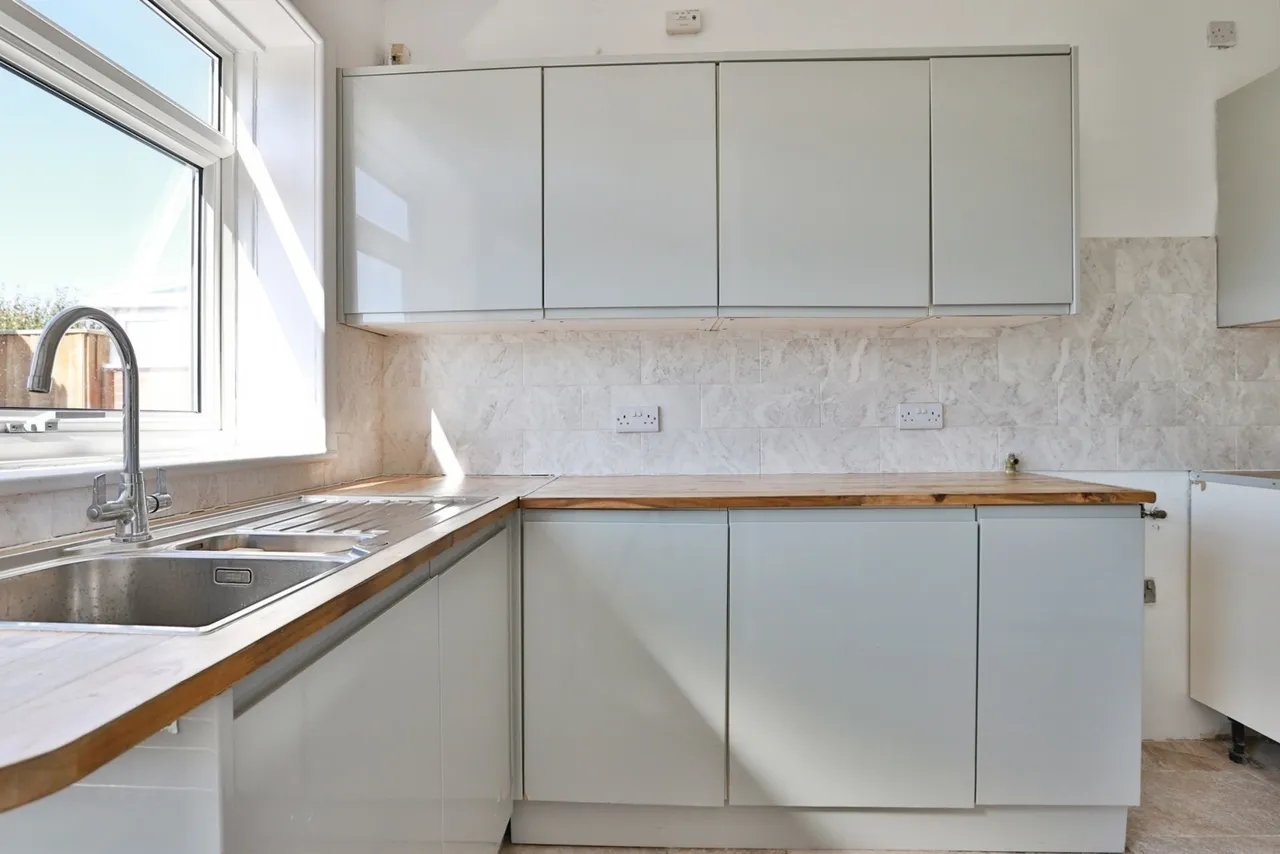 Burleigh Road, Bournemouth, BH6, photo 11