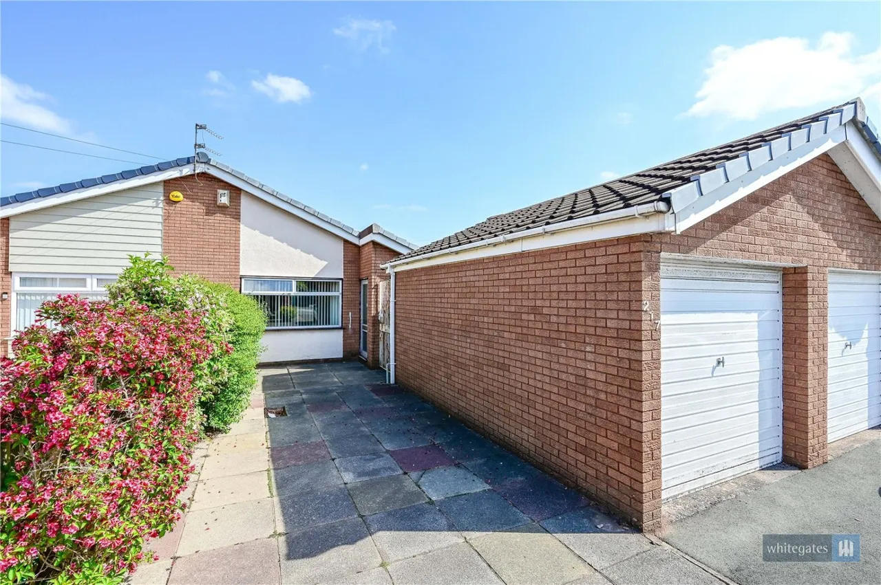 2 bed house for sale, St. Helens Road, Eccleston Park, L34