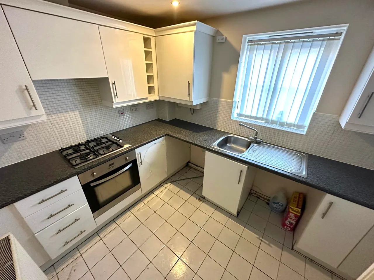 Harper Grove, Tipton, DY4, photo 4
