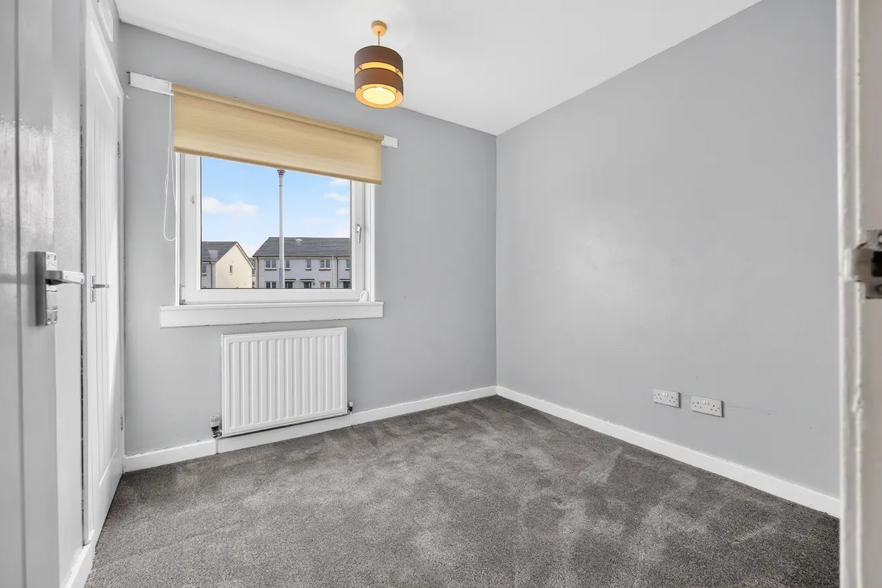 Maple Drive, Barrhead, G78, photo 8