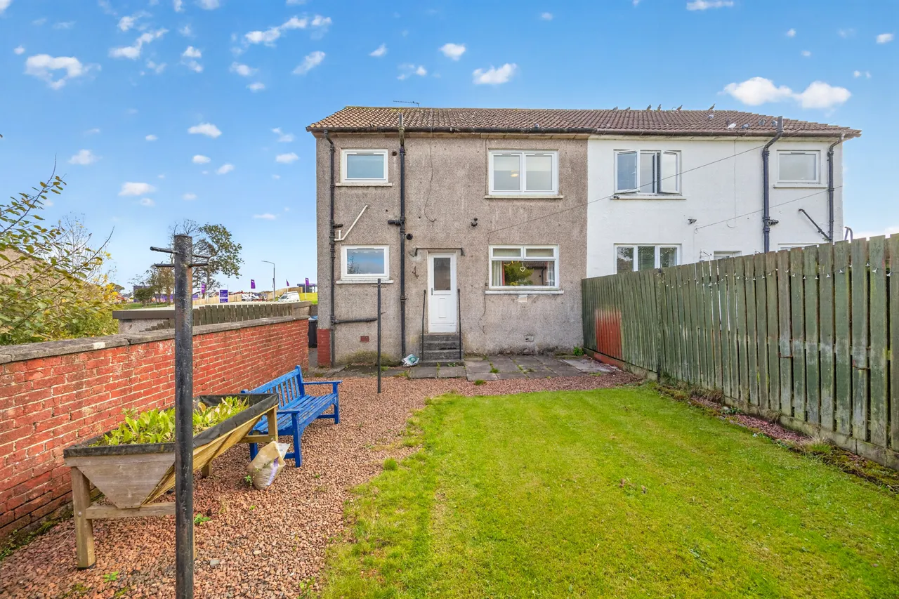 Maple Drive, Barrhead, G78, photo 11