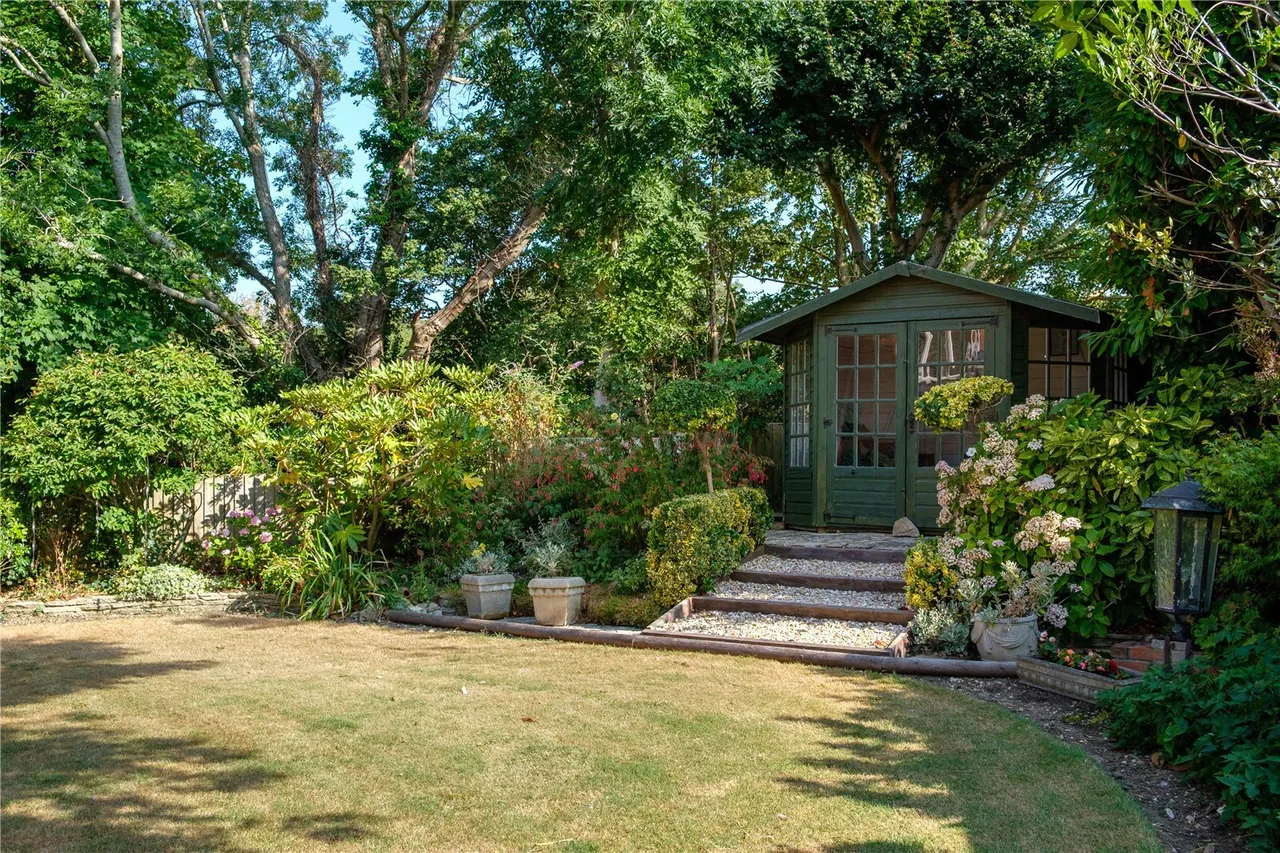 Howarth Close, Burton Bradstock, DT6, photo 10