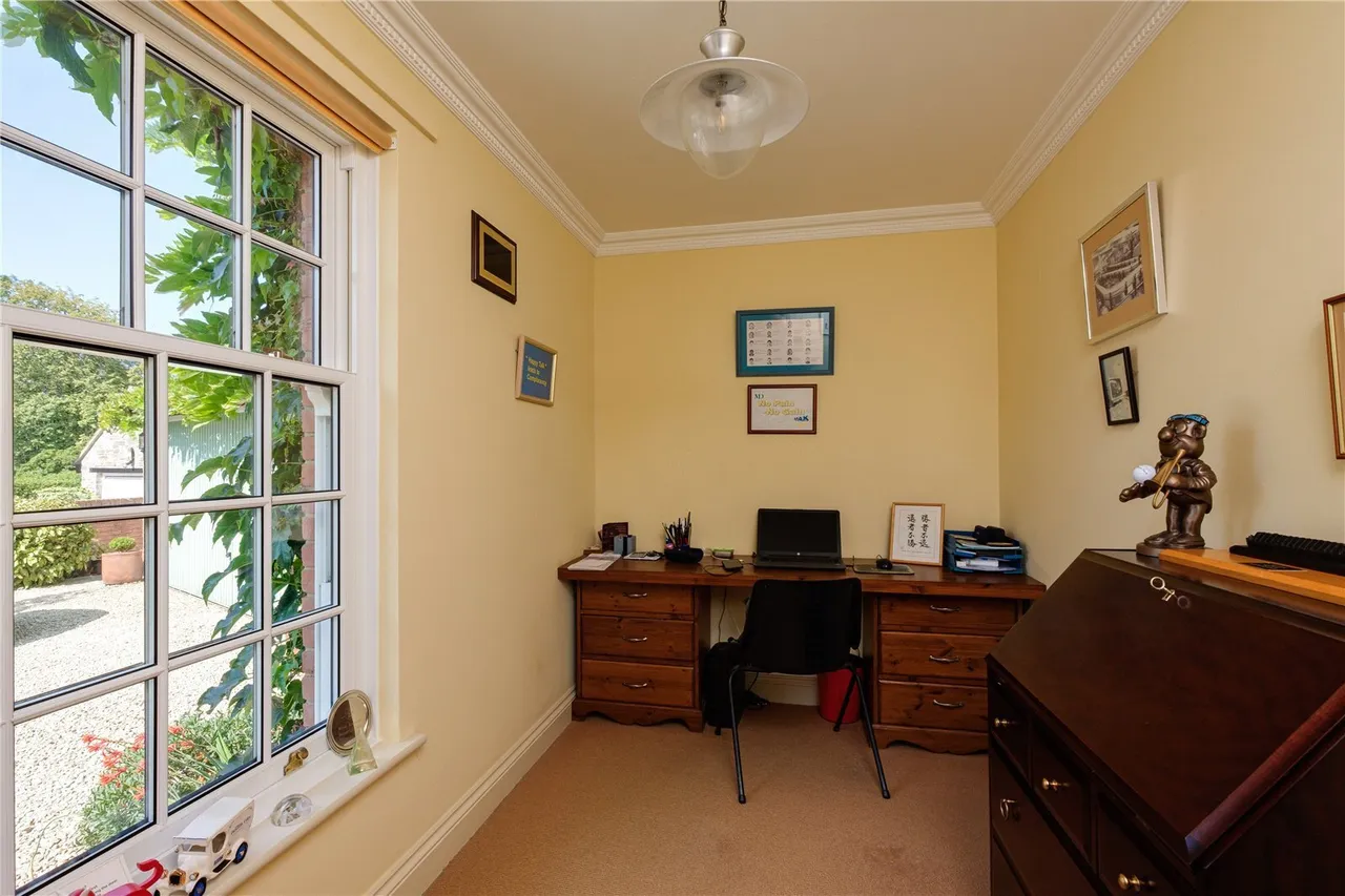 Howarth Close, Burton Bradstock, DT6, photo 18