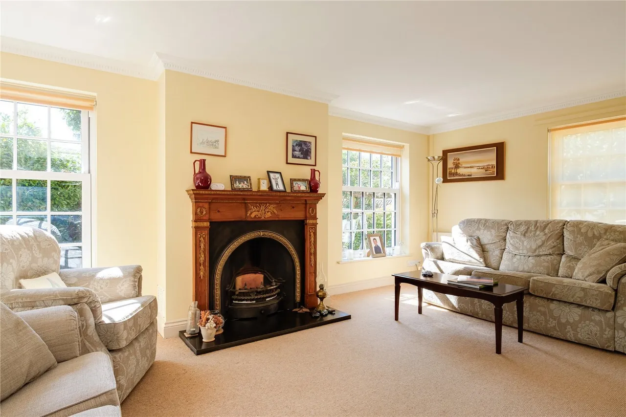 Howarth Close, Burton Bradstock, DT6, photo 8