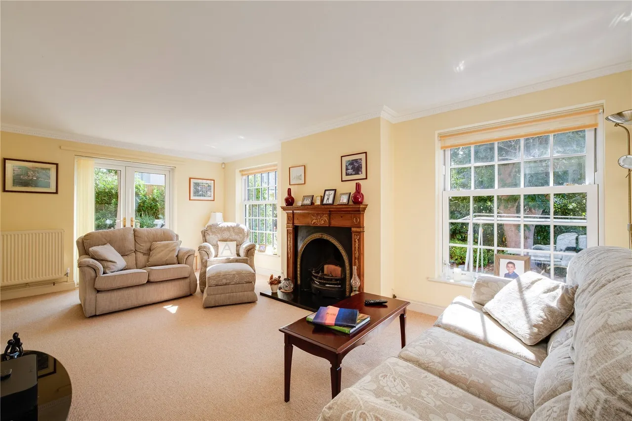 Howarth Close, Burton Bradstock, DT6, photo 7