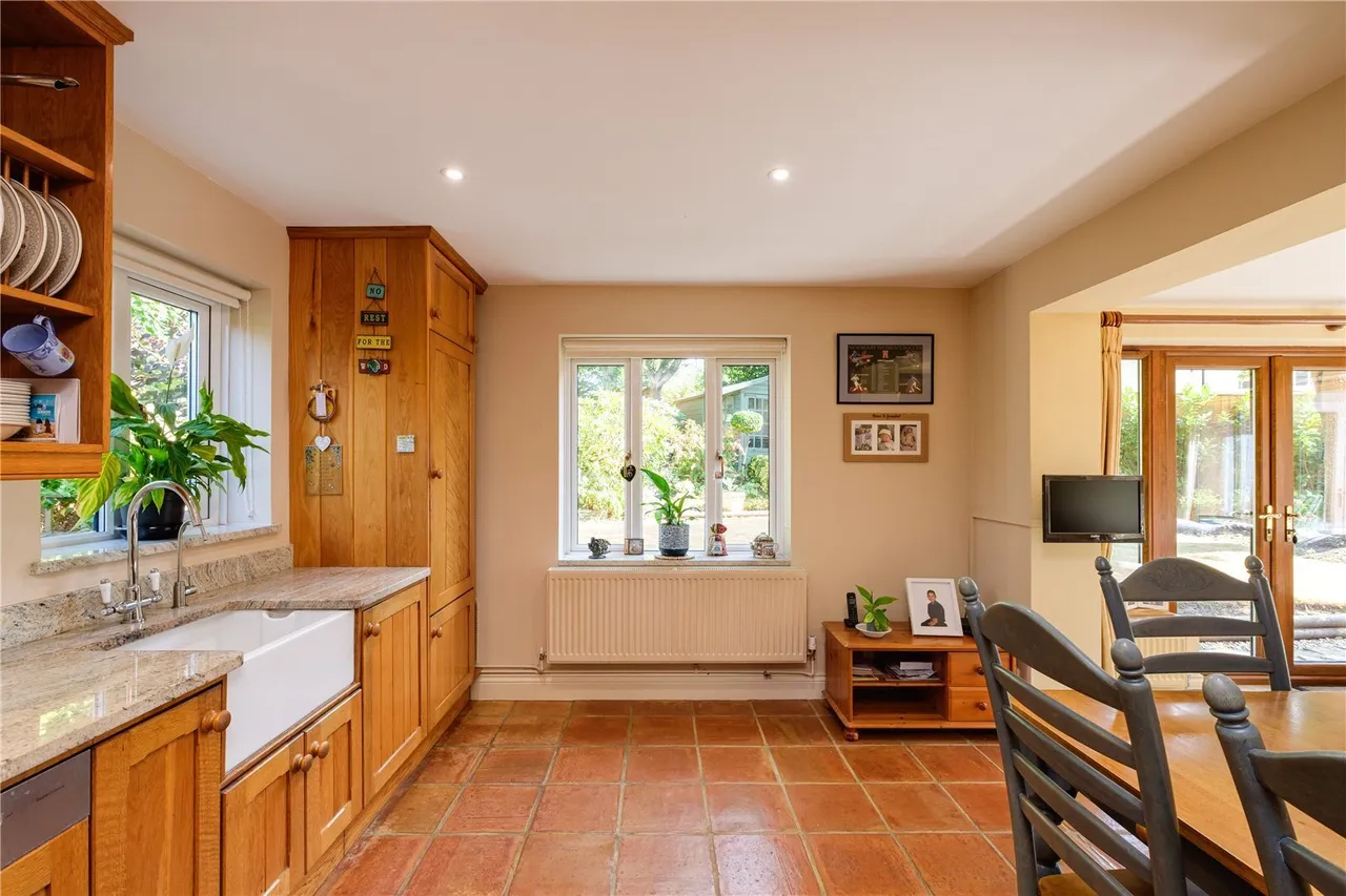 Howarth Close, Burton Bradstock, DT6, photo 16