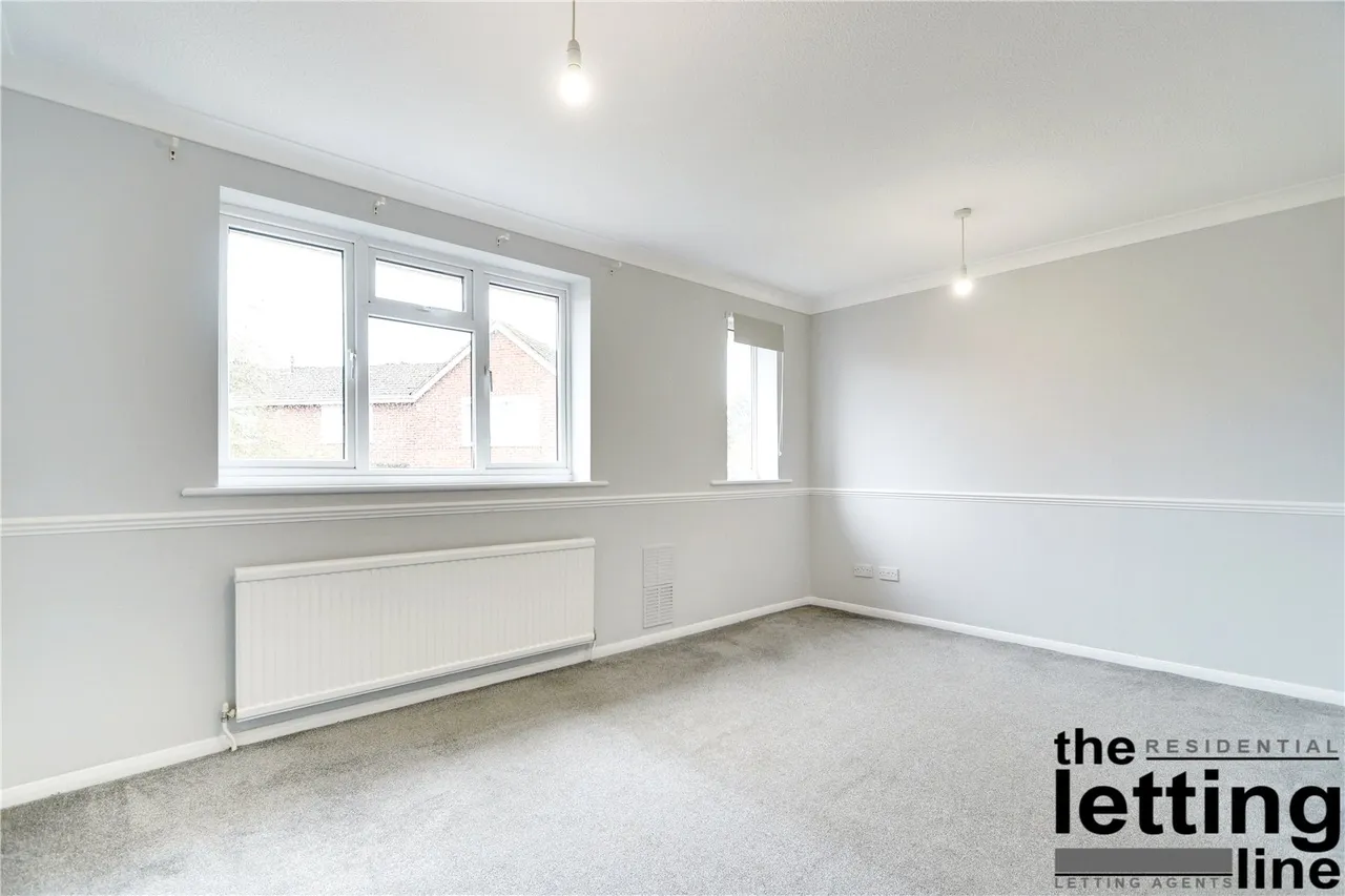 Robertson Close, Broxbourne, EN10, photo 6