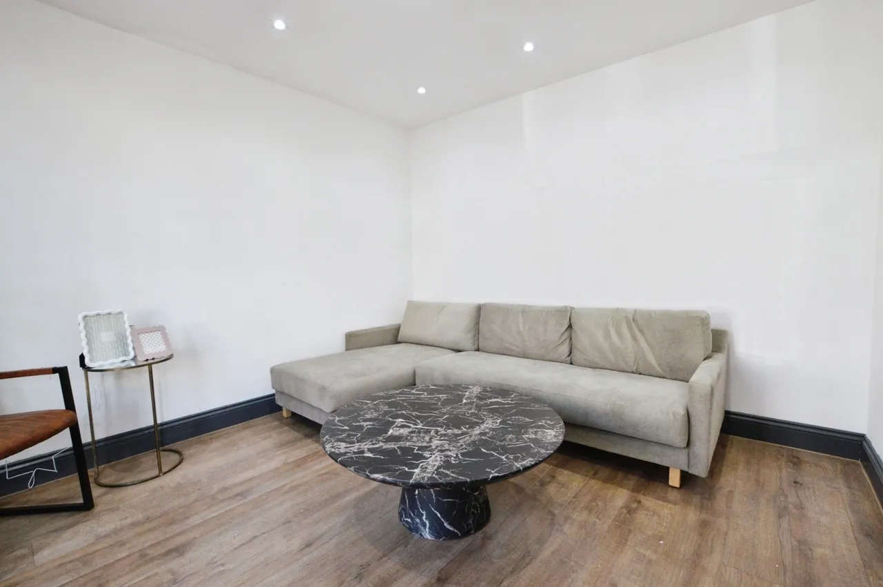 Park Lane, HORNCHURCH, Essex, RM11, photo 4
