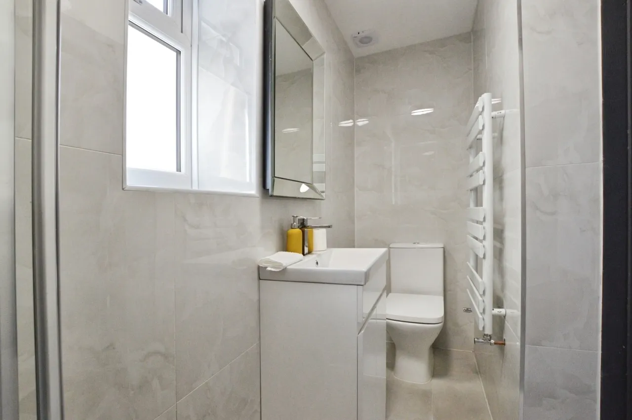 Park Lane, HORNCHURCH, Essex, RM11, photo 15