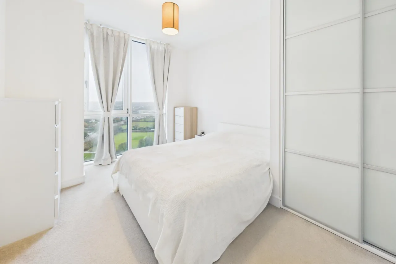 K D Tower, Cotterells, HP1, photo 5